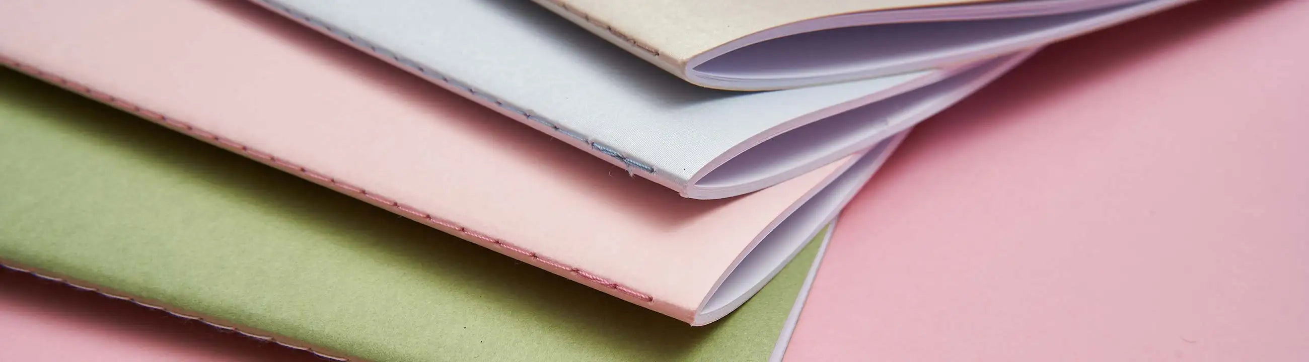 Notizhefte & Postkarten – Kreative Begleiter für Lehrer