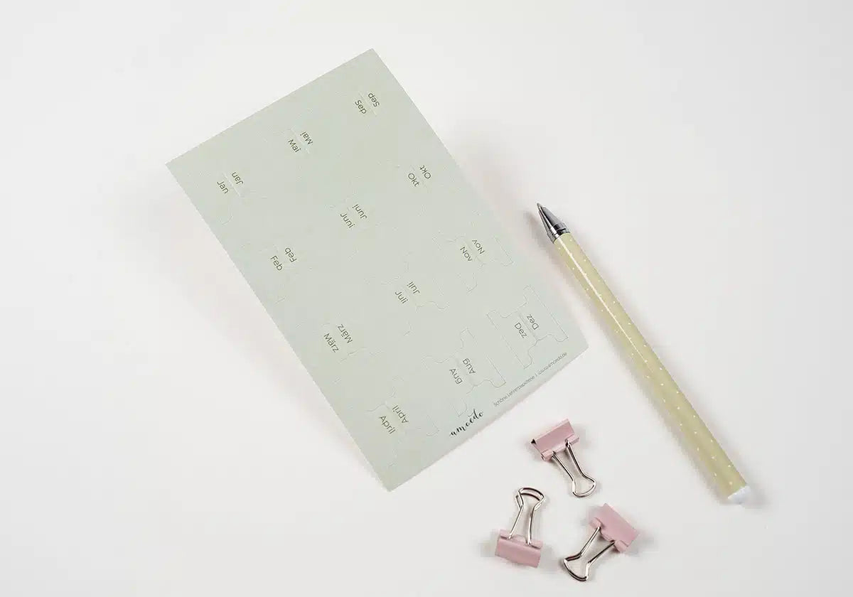 Monatstaben »Markier mich« – pistazie, klein - amoedo – Schöne Papeterie