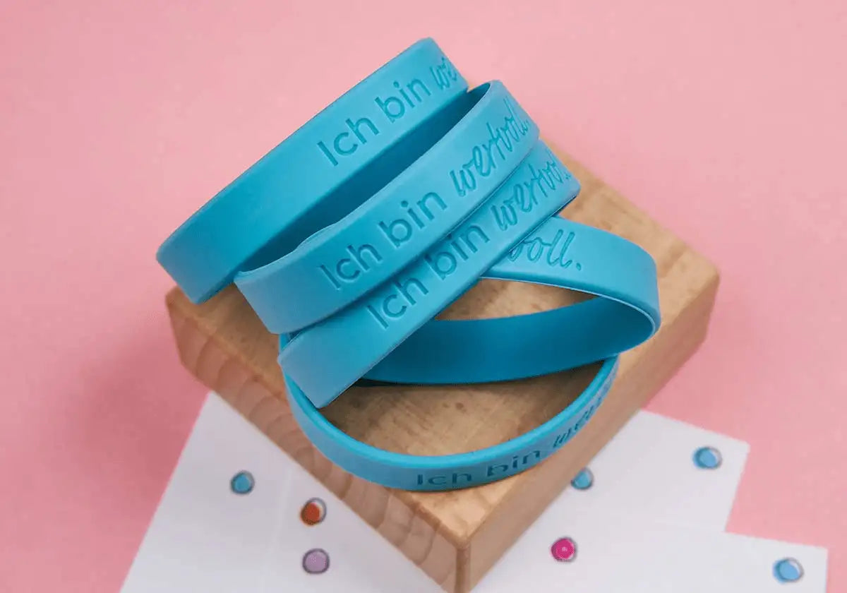 Armbänder mit Affirmationen für Kinder und Jugendliche