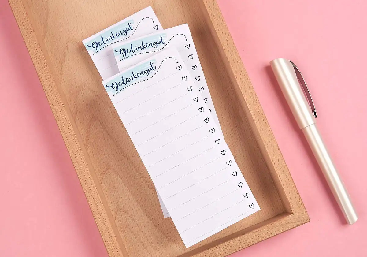 Haftnotitblock mit 100 Blatt und Abhakliste, ideal für Schule, Unterricht und Alltag