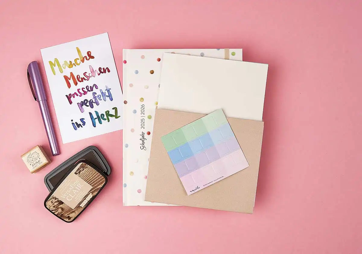 A5+ Buchbindung – Lieblingslehrerplaner 2025/2026 »Konfettitraum« - amoedo – Schöne Papeterie