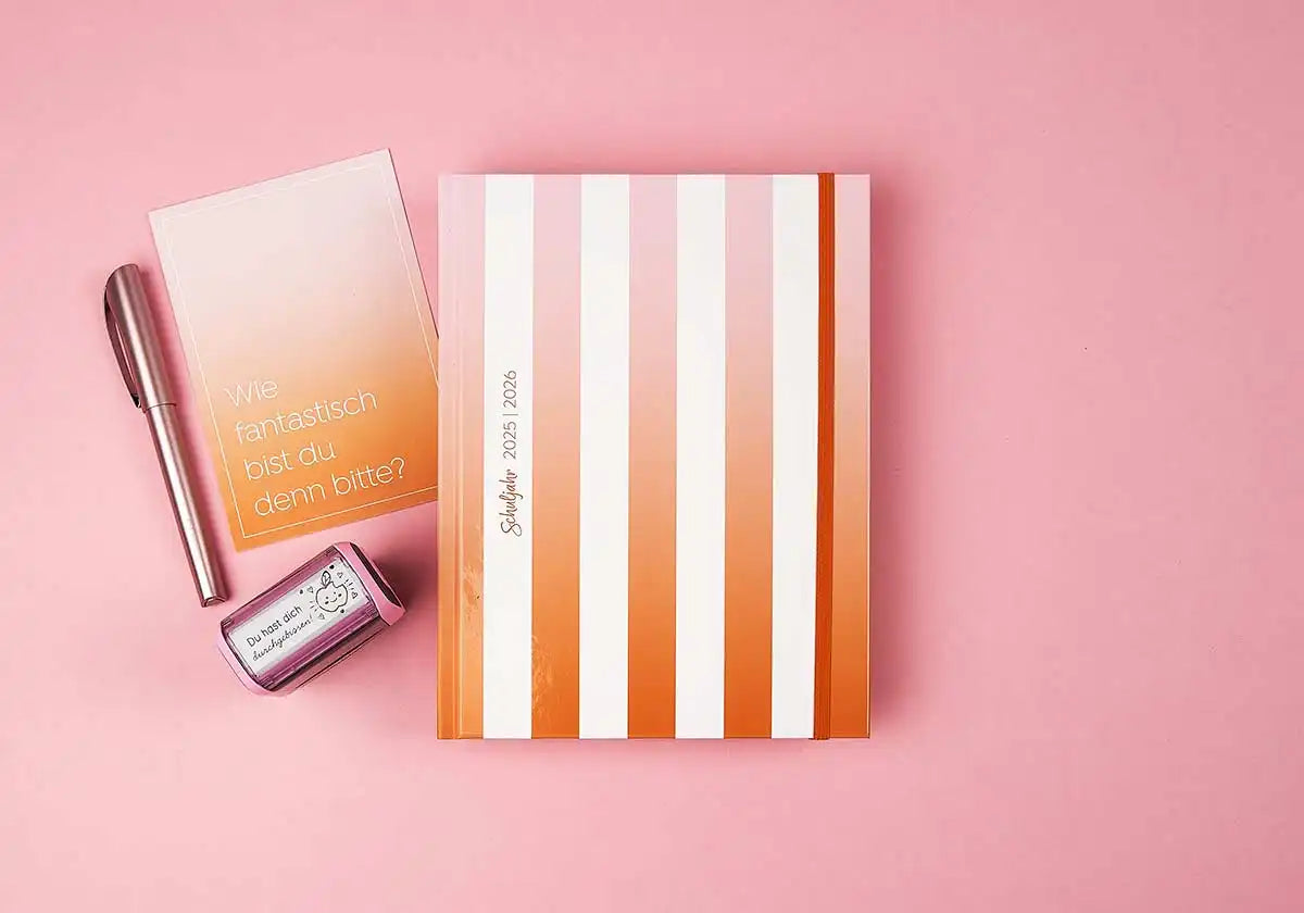 A5+ Buchbindung – Lieblingslehrerplaner 2025/2026 »Sommersonne« - amoedo – Schöne Papeterie