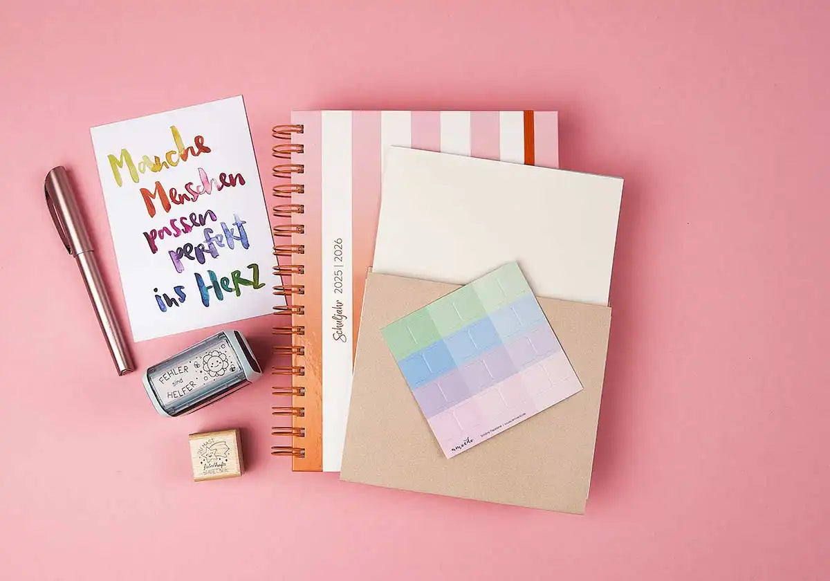 A5+ Ringbuch – Lieblingslehrerplaner 2025/2026 »Sommersonne« - amoedo – Schöne Papeterie