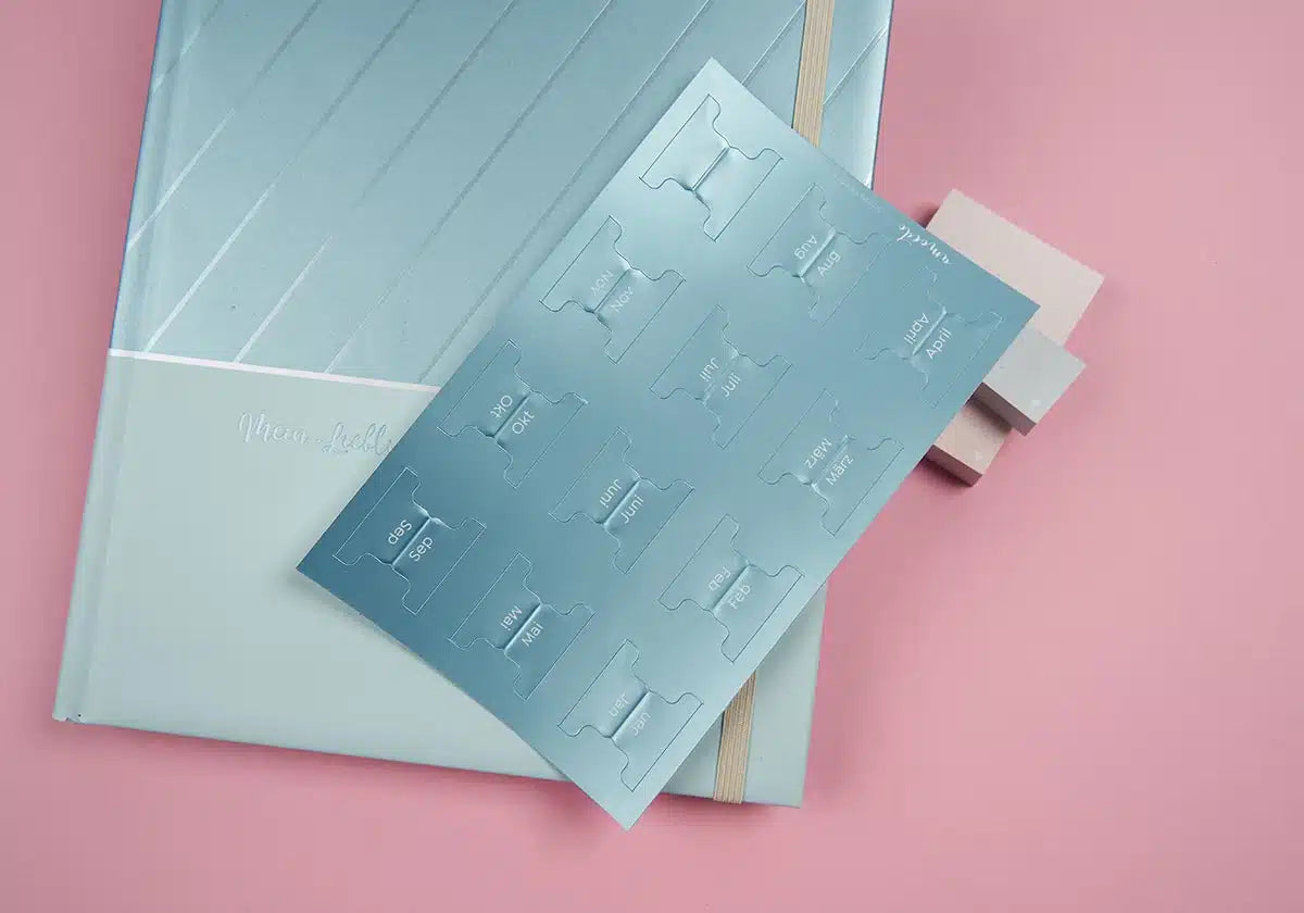 Monatstaben »Markier mich« – petrolmetallic, klein - amoedo – Schöne Papeterie