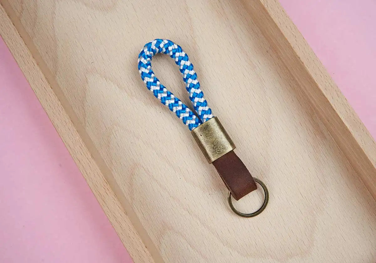 Schlüsselband weiß-blau - amoedo – Schöne Papeterie