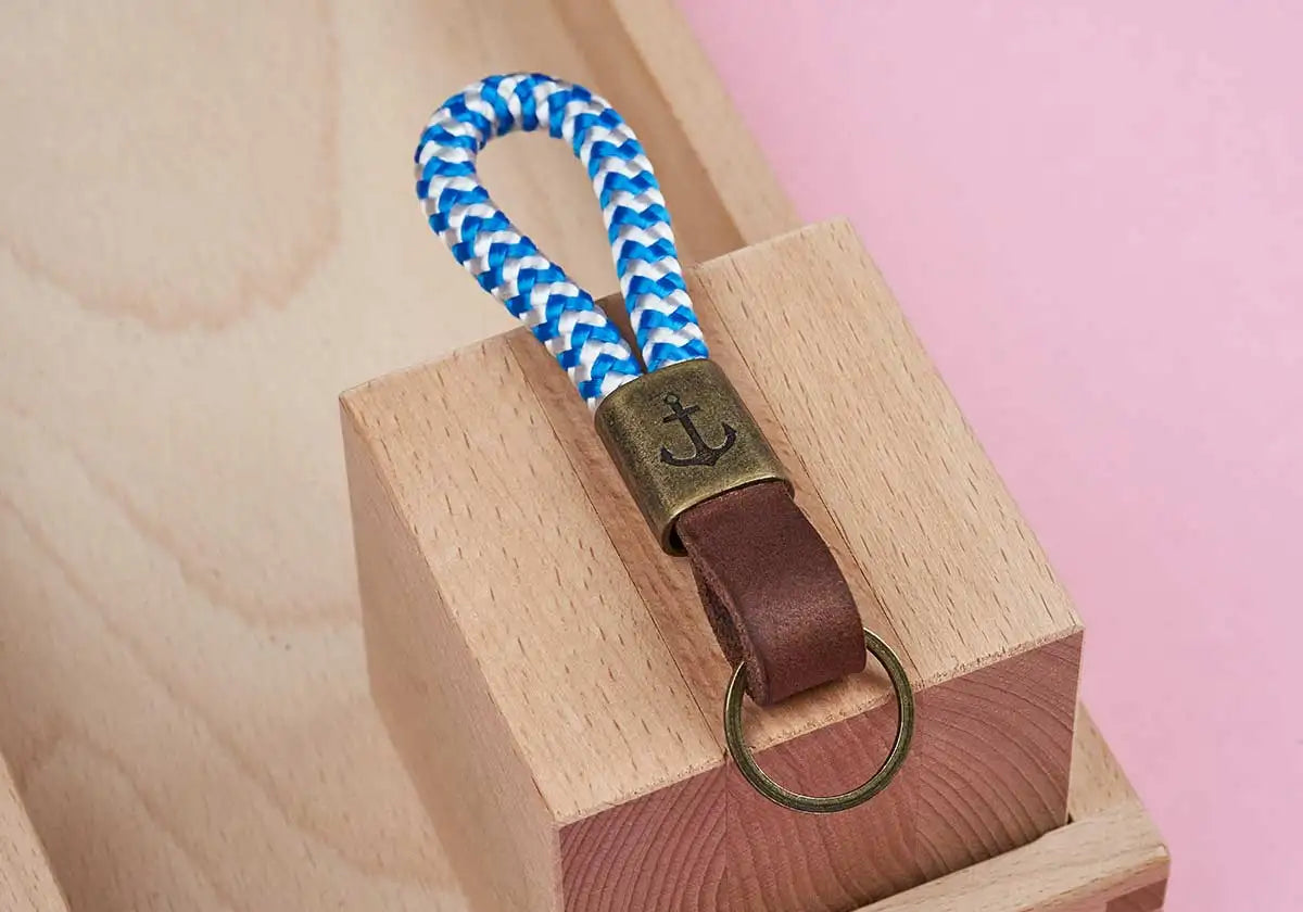 Schlüsselband weiß-blau - amoedo – Schöne Papeterie