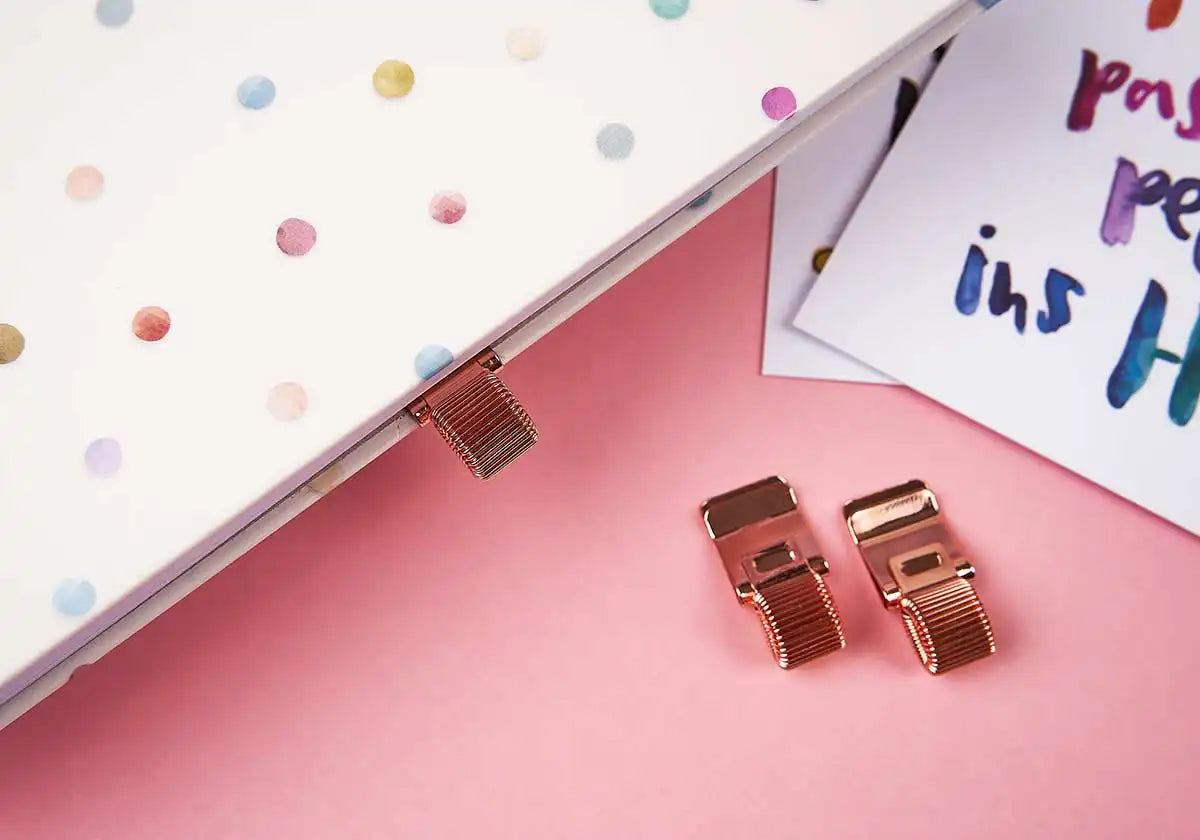 Stifthalter aus Metall – rosé - amoedo – Schöne Papeterie