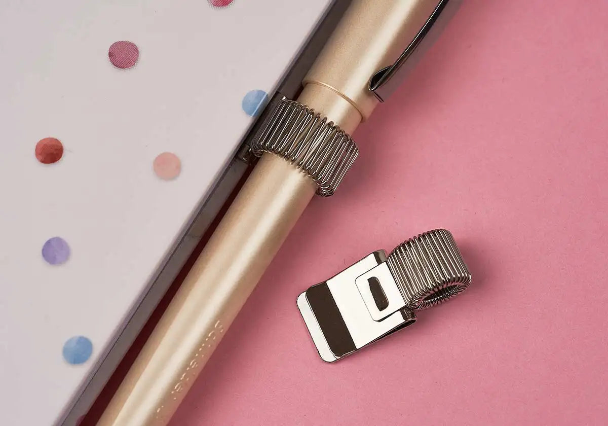 Stifthalter aus Metall – silber - amoedo – Schöne Papeterie