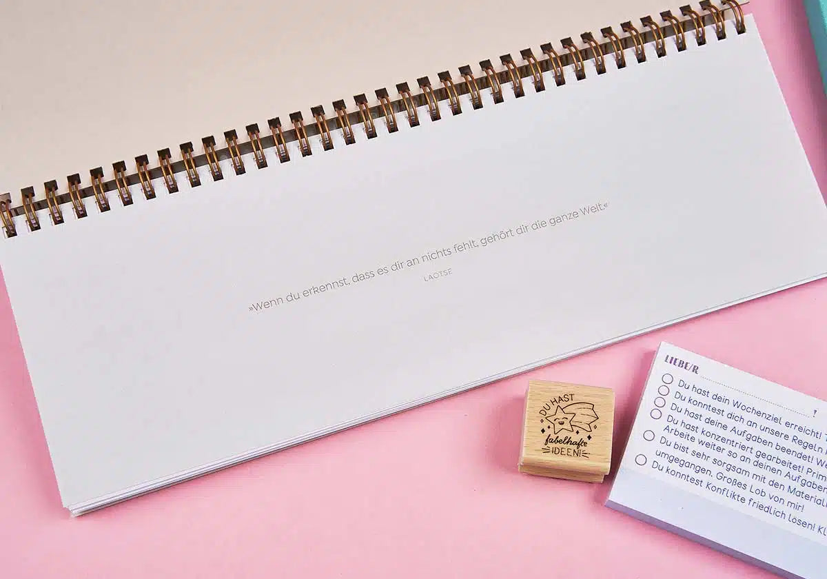 Tischkalender undatiert - amoedo – Schöne Papeterie