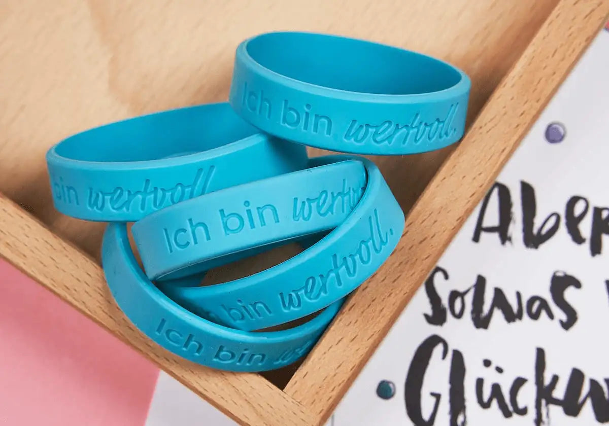 Armbänder mit Affirmationen für Kinder und Jugendliche