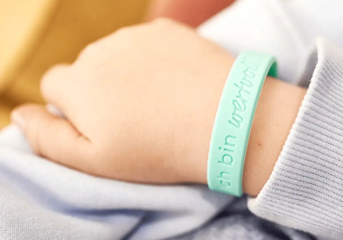 Kinderarmband aus Silikon mit Motivationsspruch