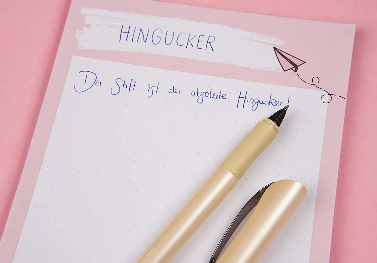 »Hingucker« Tintenroller gold - amoedo – Schöne Papeterie