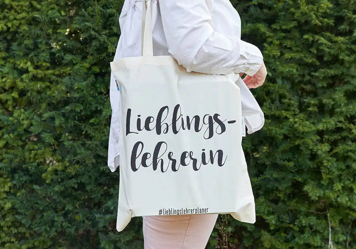 Stofftasche »Lieblingslehrerin« Bio-Fairtrade - amoedo – Schöne Papeterie
