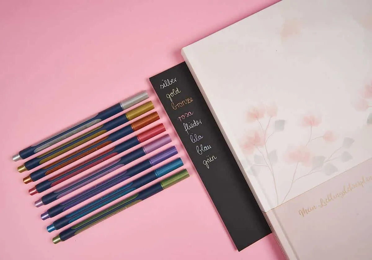 »Nachtglanz dünn« Metallic Rollerball 8er-Set - amoedo – Schöne Papeterie